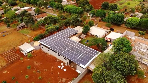 Instalação de energia solar fotovoltaica